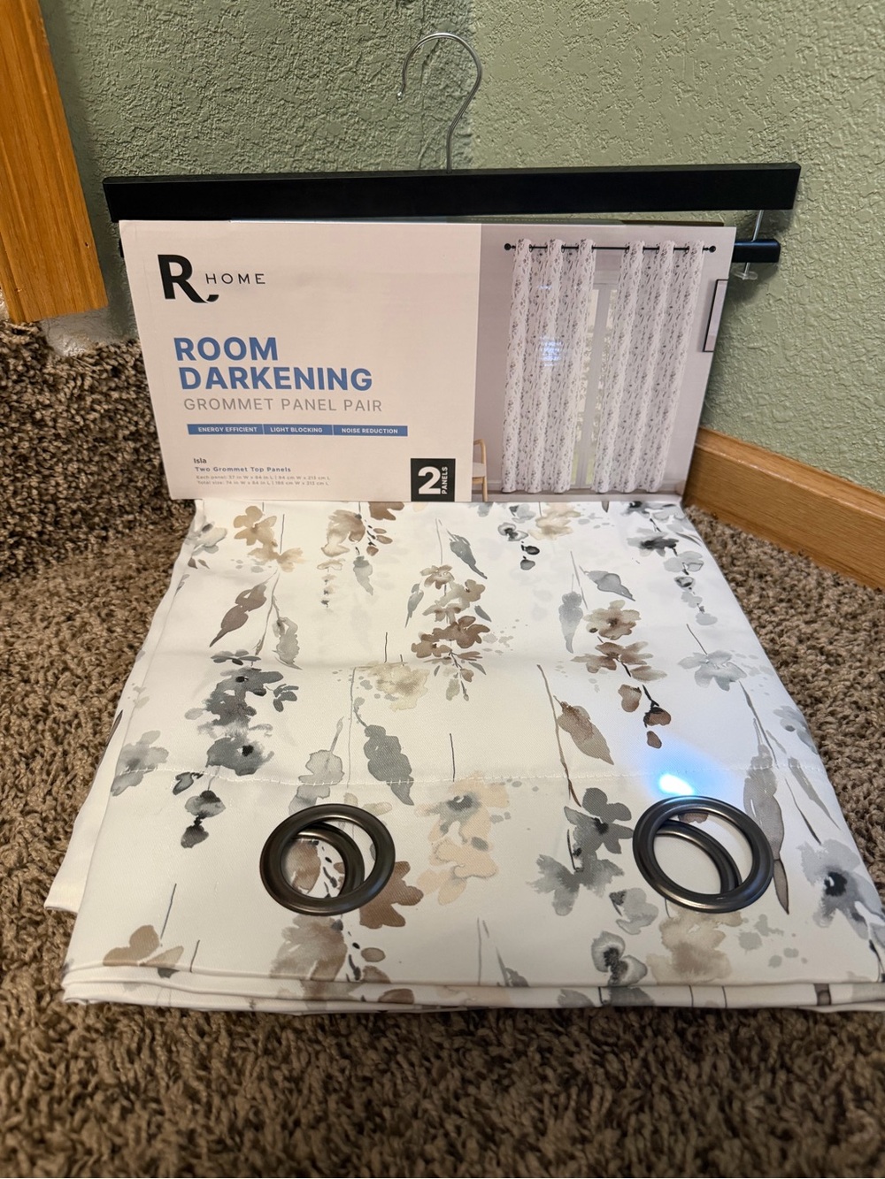 Isla Floral Printed Grommet Room Darkening Curtain Panel Pair. - Picture 4 of 6